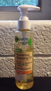 Garnier Clean Nourishing Cleansing Oil