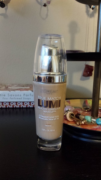 L’Oréal True Match Lumi Healthy Luminous Makeup (in N3)