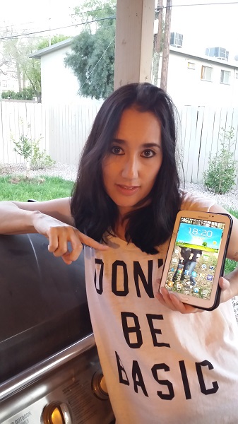 We took this pic last night to show the smallness of the tablet. It's barely bigger than my hand. (Yes, it was 18:20 and 75 degrees. Don't worry. In a few months, we'll deal with our scorching summer while you enjoy your well-deserved beautiful temps outside!)