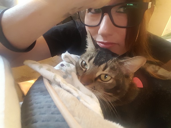 Selfie with Nenette! She wasn't amused to be woken up for this.